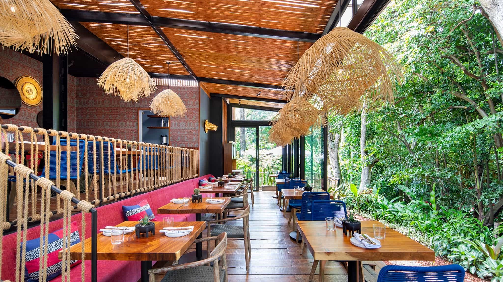 Jaguar Negro - Tropical Mexican oasis with relaxed airs and casual elegance