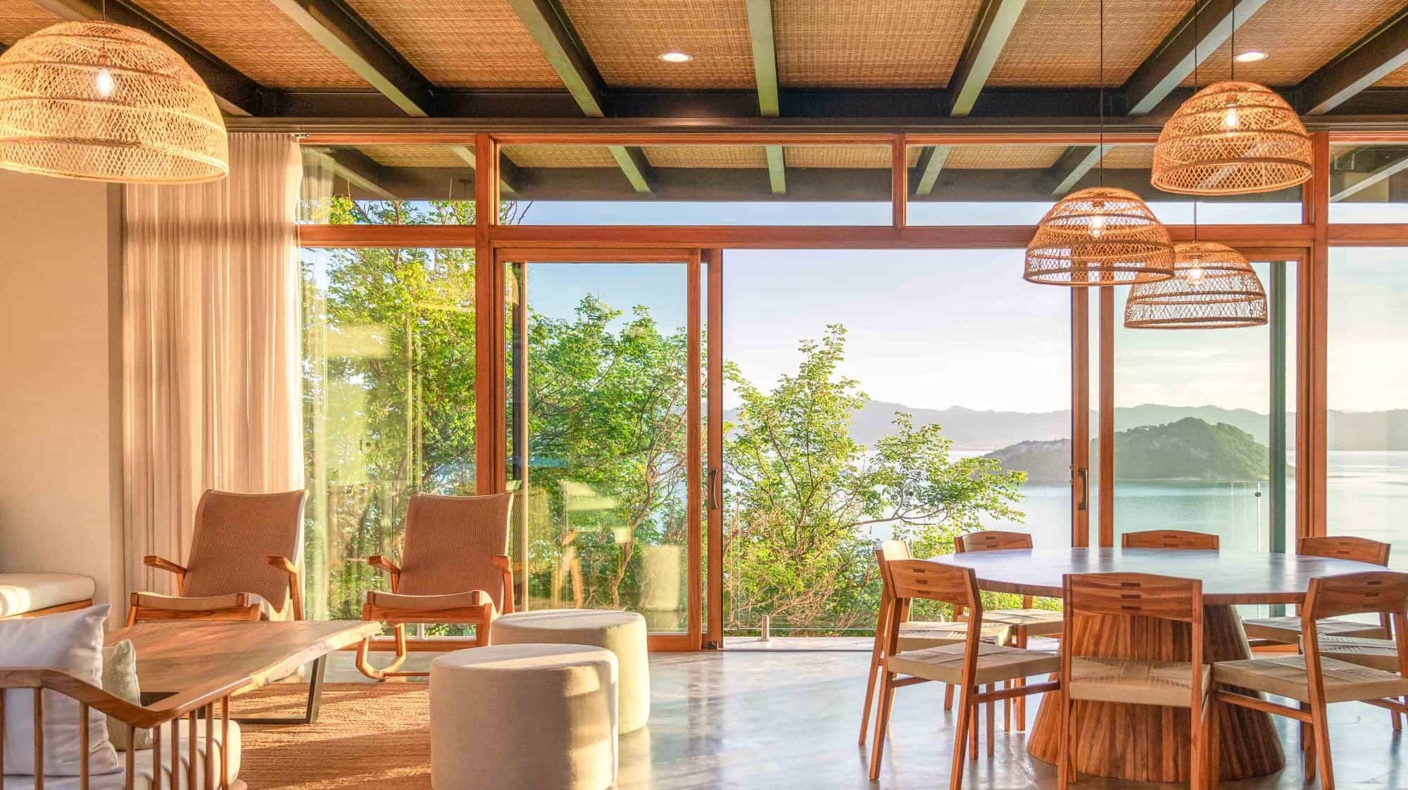 Costa Elena, breathtaking views with a natural touch