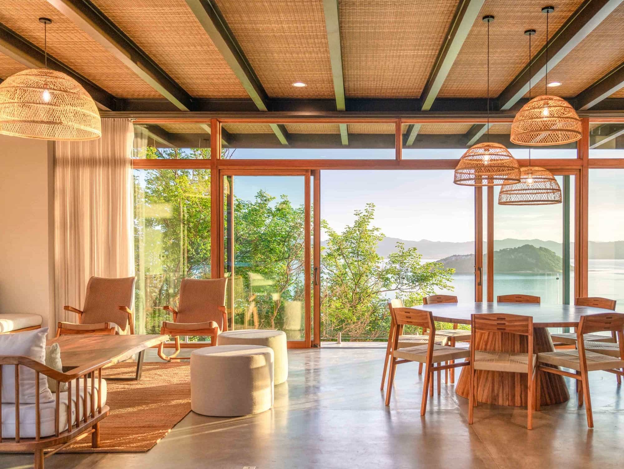 Costa Elena, breathtaking views with a natural touch