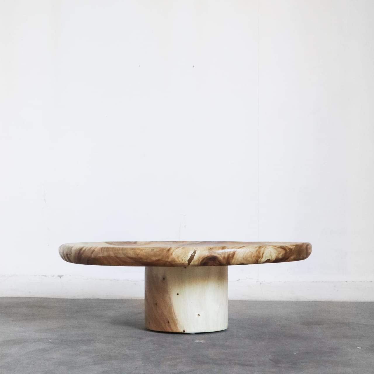 MARILOU SHOP Tables In stock Islé Table